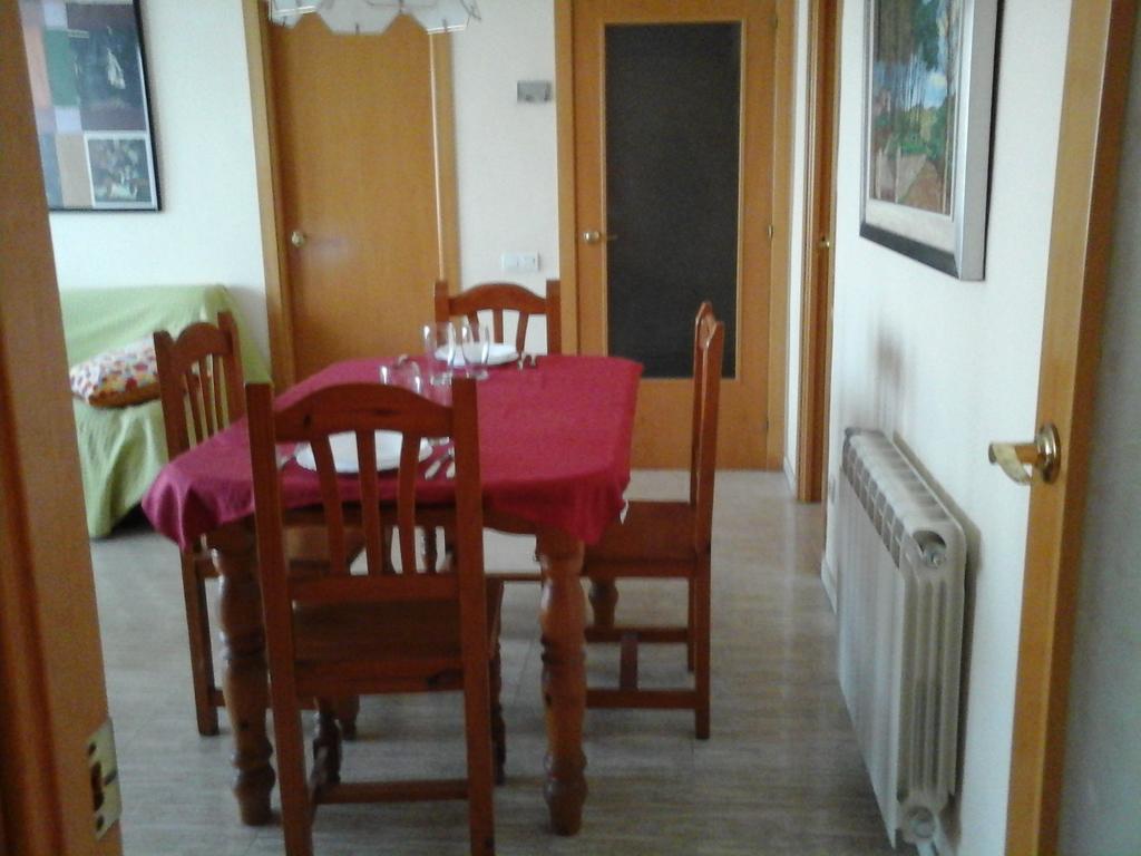 Apartament Fira L'Hospitalet de Llobregat Habitación foto