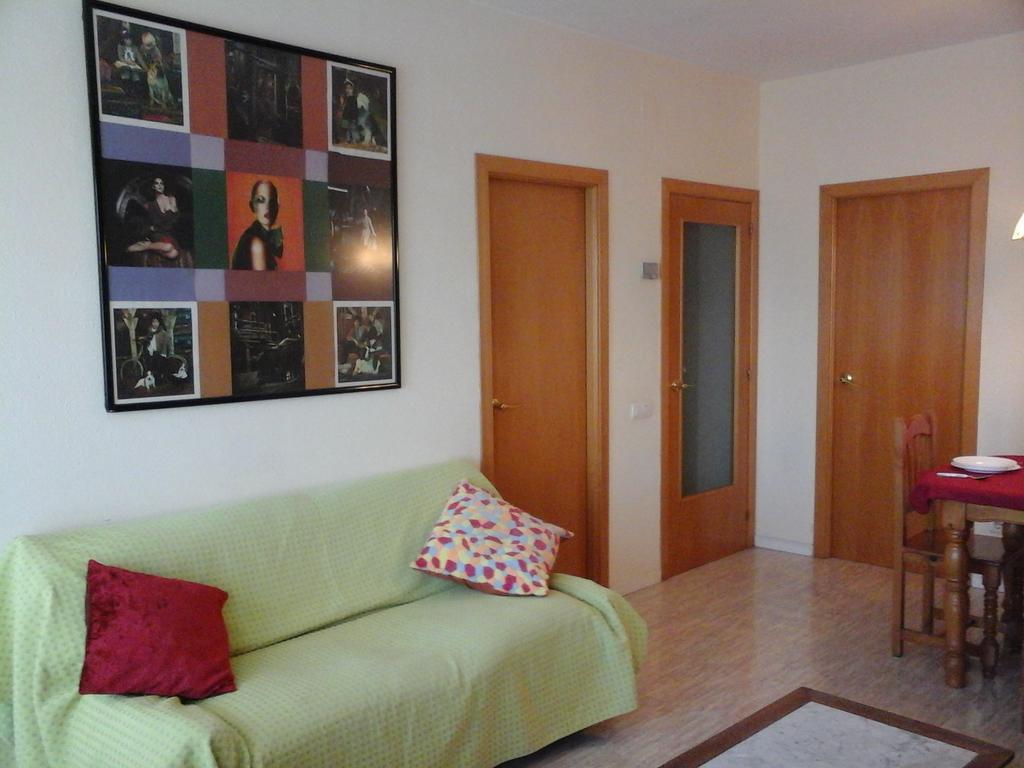 Apartament Fira L'Hospitalet de Llobregat Habitación foto