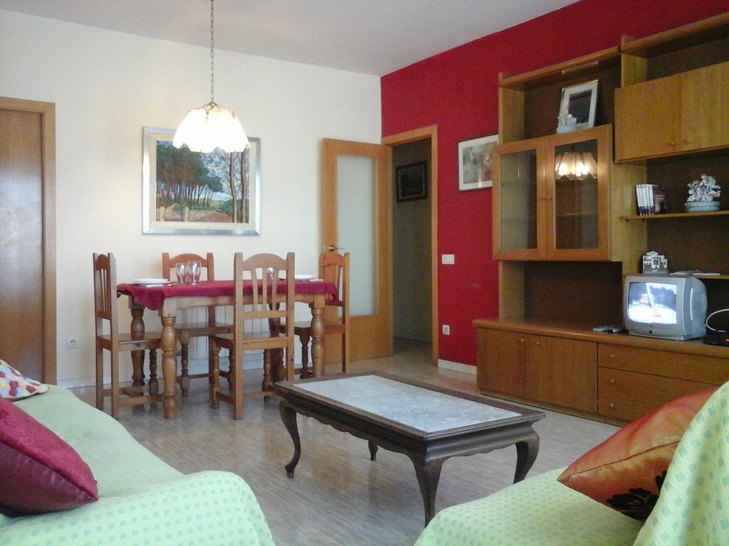 Apartament Fira L'Hospitalet de Llobregat Habitación foto